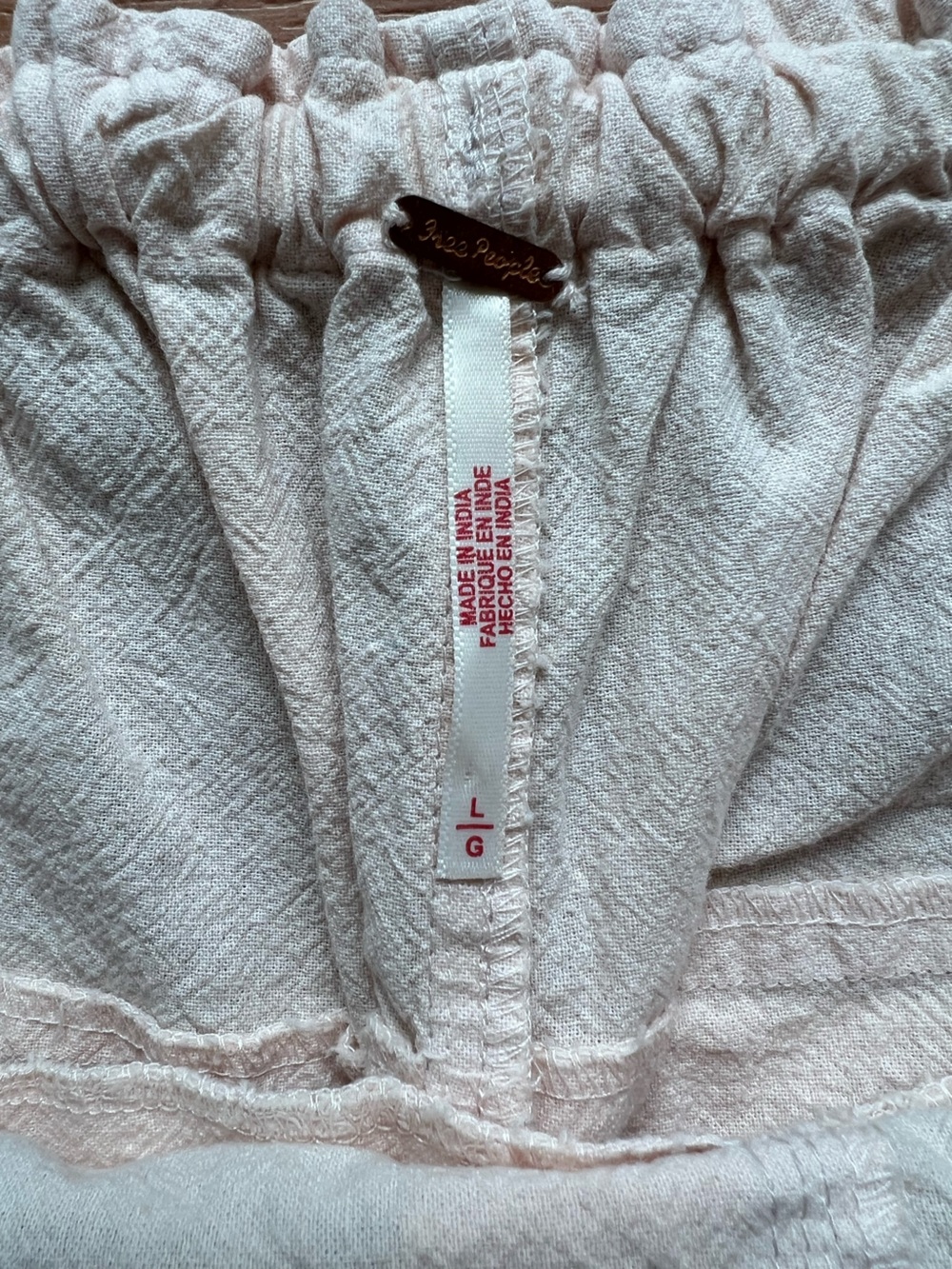 Free People Hudson Canyon Printed Pants Size Large RT $98 - Picture 3 of 4